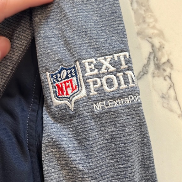 Cutter and Buck medium SUPER BOWL LIII sweater - Picture 3 of 4
